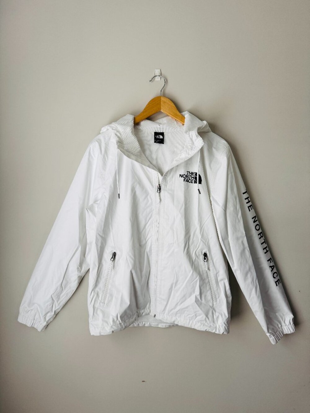 The North Face Cultivation Millerton White Full Zip Rain Jacket Mens S Chest Log